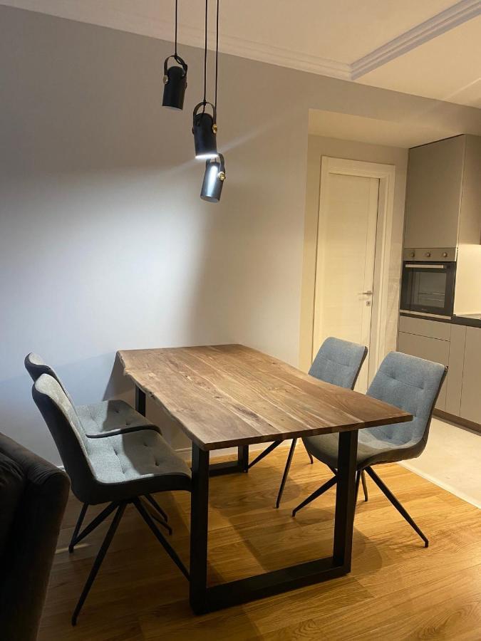Apartman Vt Central Point 포드고리차 외부 사진