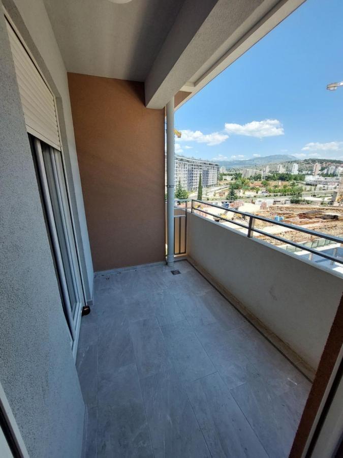 Apartman Vt Central Point 포드고리차 외부 사진