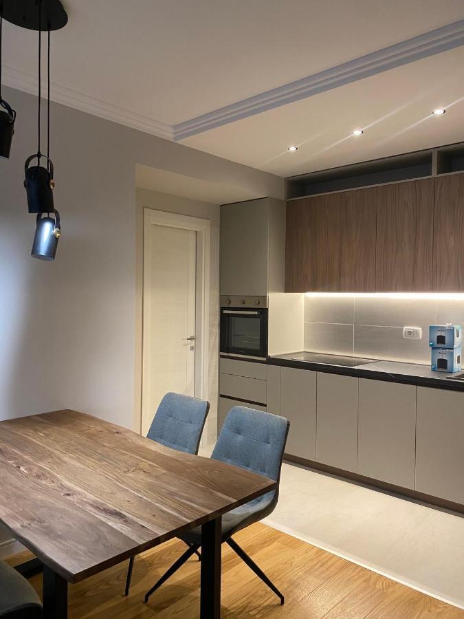 Apartman Vt Central Point 포드고리차 외부 사진