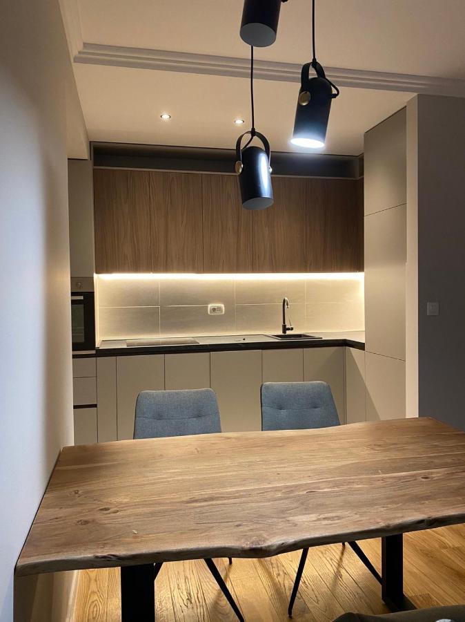 Apartman Vt Central Point 포드고리차 외부 사진